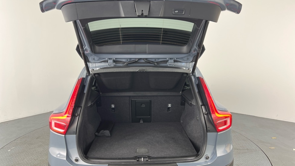 Used Volvo XC40 2022 for sale - 76124300: Photo 13