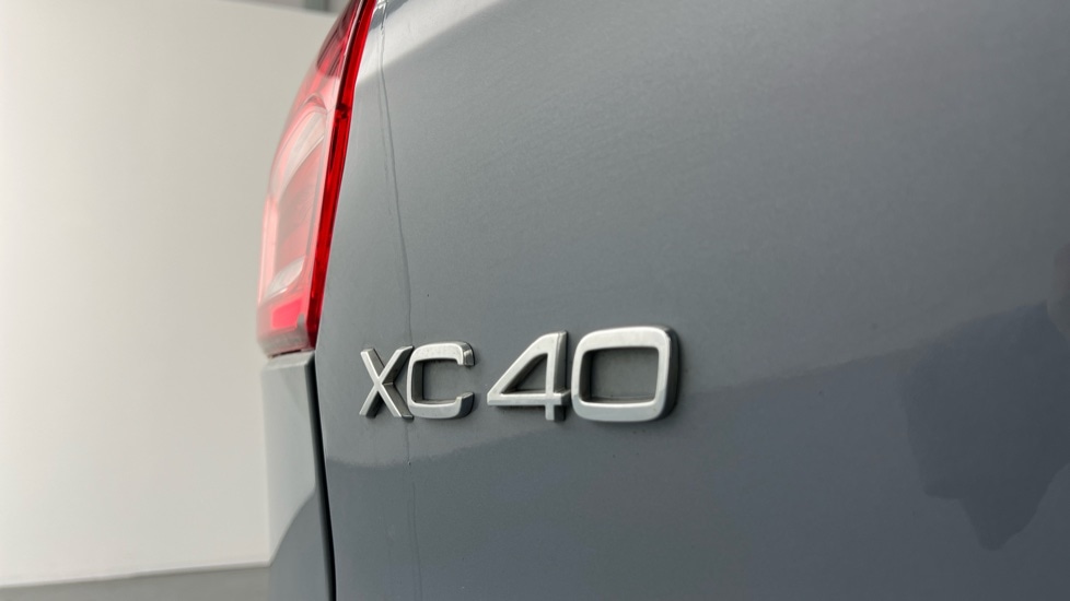 Used Volvo XC40 2022 for sale - 76124300: Photo 33