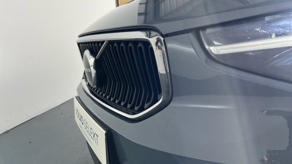 Used Volvo XC40 2022 for sale - 76124300: Photo 43
