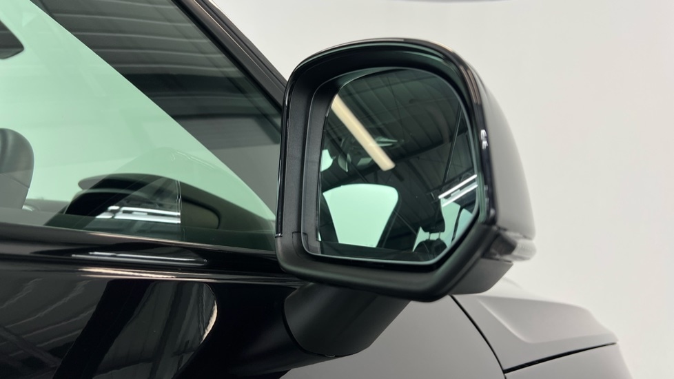 Used Volvo XC40 2025 for sale - 77167305: Photo 30