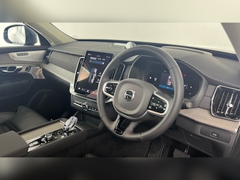Used Volvo XC90 2025 for sale - 78900856: Photo
