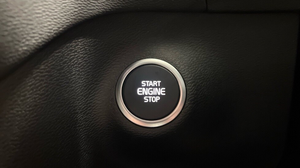 Used Volvo XC40 2021 for sale - 78123086: Photo 24