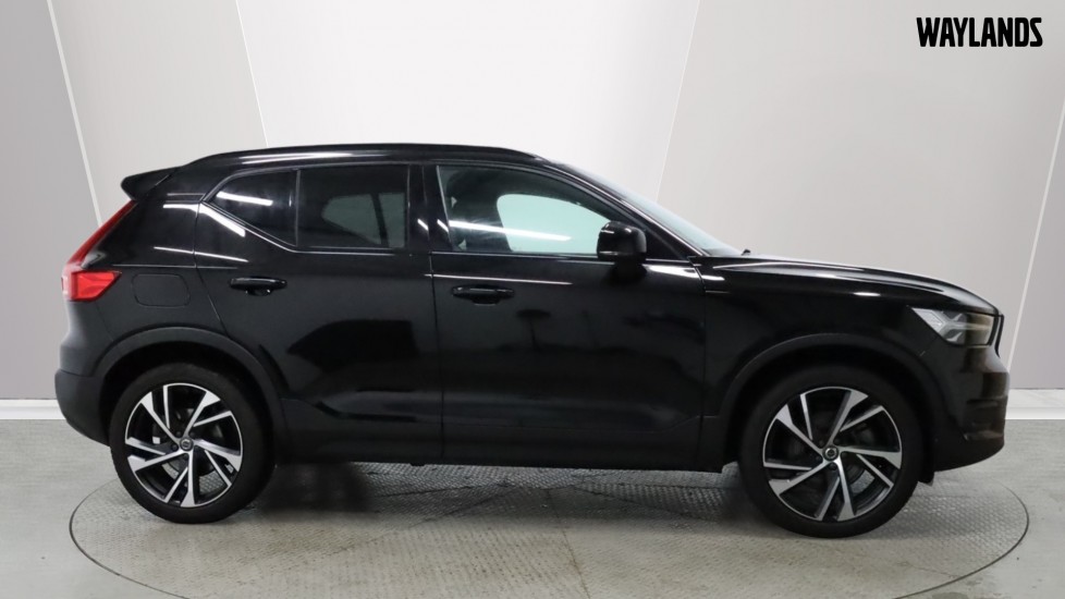 Used Volvo XC40 2021 for sale - 78123086: Photo 3