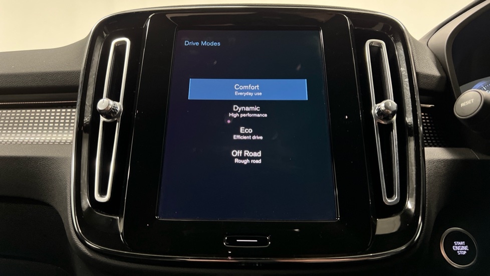 Used Volvo XC40 2021 for sale - 78123086: Photo 30