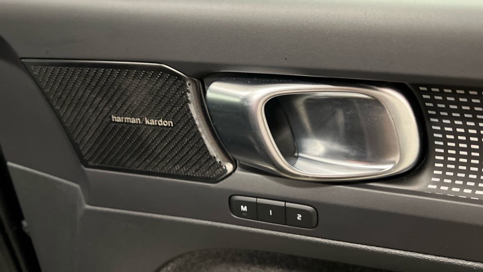 Used Volvo XC40 2021 for sale - 78123086: Photo 34