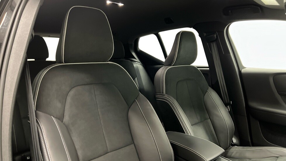 Used Volvo XC40 2021 for sale - 78123086: Photo 9