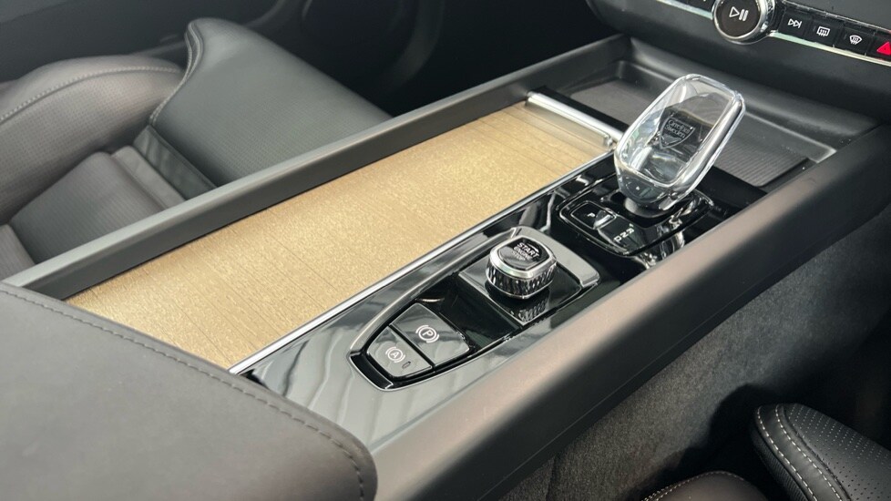 Used Volvo XC60 2025 for sale - 78206652: Photo 24