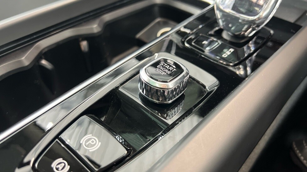 Used Volvo XC60 2025 for sale - 78206652: Photo 26