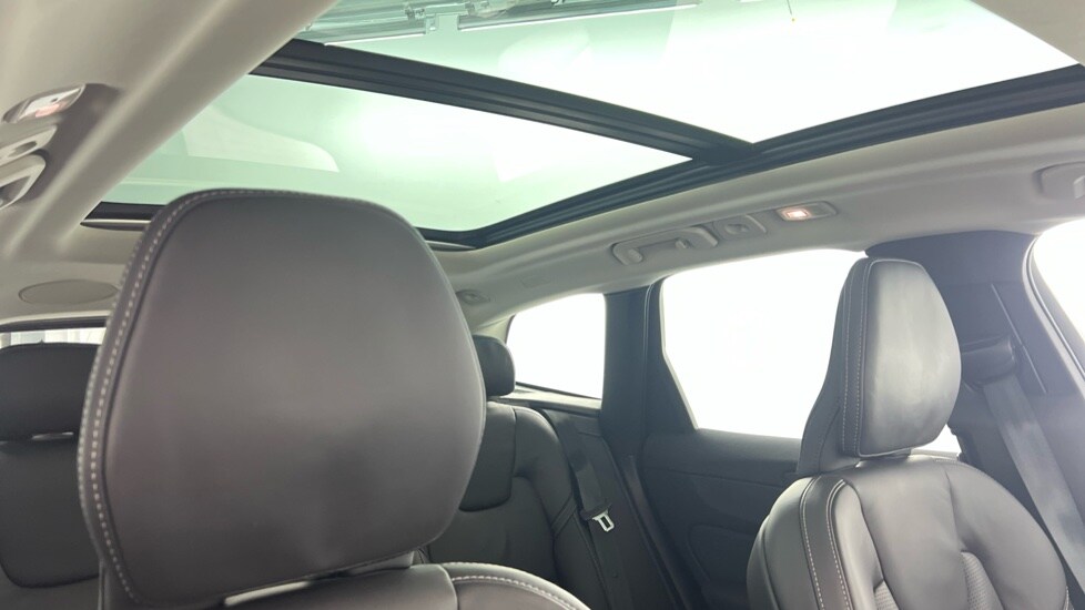 Used Volvo XC60 2025 for sale - 78206652: Photo 30