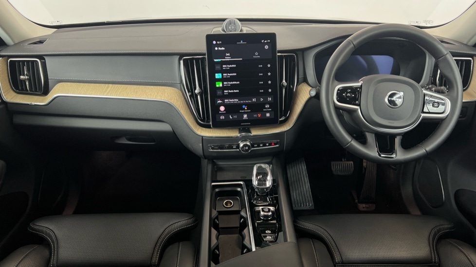 Used Volvo XC60 2025 for sale - 78206652: Photo 5