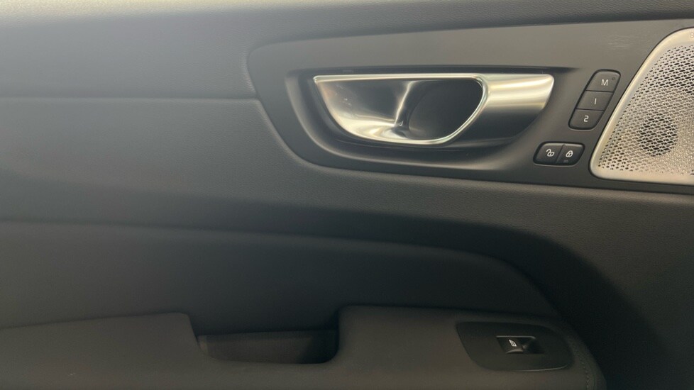 Used Volvo XC60 2025 for sale - 78206652: Photo 55