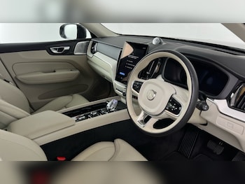Used Volvo XC60 2025 for sale - 77218857: Photo