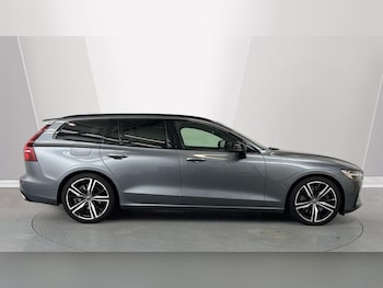 Used Volvo V60 2021 for sale - 76647988: Photo