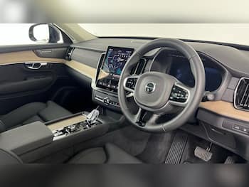 Used Volvo XC90 2025 for sale - 79405488: Photo