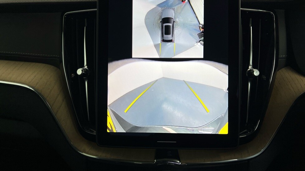 Used Volvo XC60 2025 for sale - 76630268: Photo 17