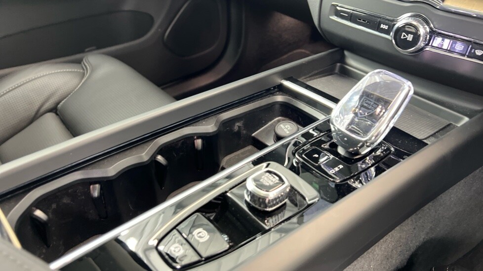 Used Volvo XC60 2025 for sale - 76630268: Photo 23