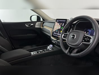 Used Volvo XC60 2025 for sale - 76630268: Photo