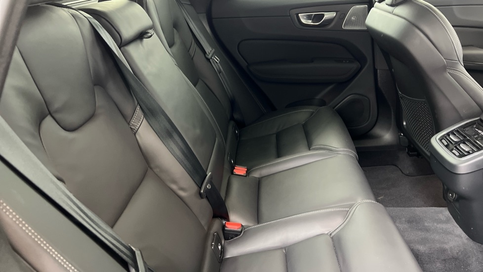 Used Volvo XC60 2025 for sale - 76630268: Photo 6