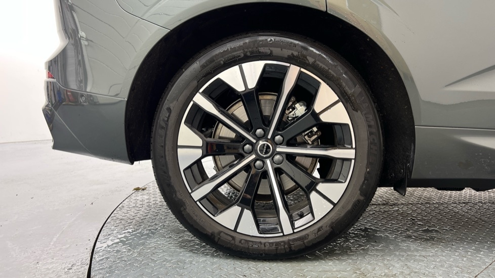 Used Volvo XC60 2025 for sale - 76630268: Photo 9