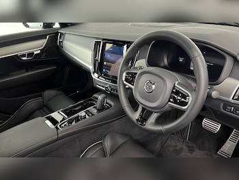 Used Volvo S90 2022 for sale - 76842117: Photo