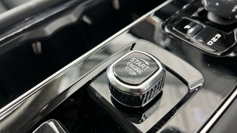 Used Volvo XC90 2025 for sale - 77165515: Photo 25