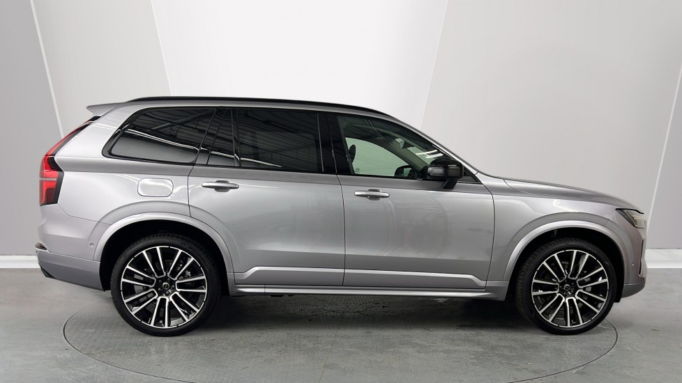 Used Volvo XC90 2025 for sale - 77165515: Photo 3