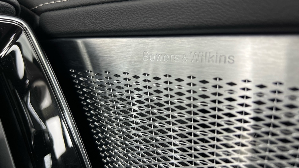 Used Volvo XC90 2025 for sale - 77165515: Photo 40