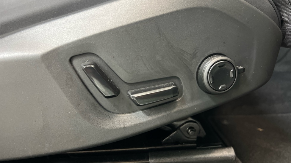 Used Volvo XC60 2025 for sale - 77762767: Photo 29