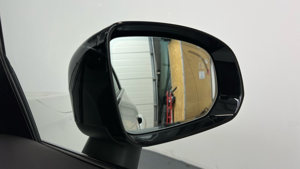 Used Volvo XC60 2025 for sale - 77762767: Photo 31