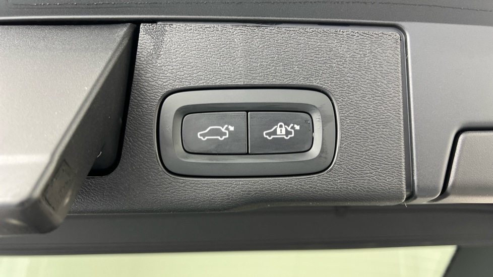 Used Volvo XC60 2025 for sale - 77762767: Photo 34