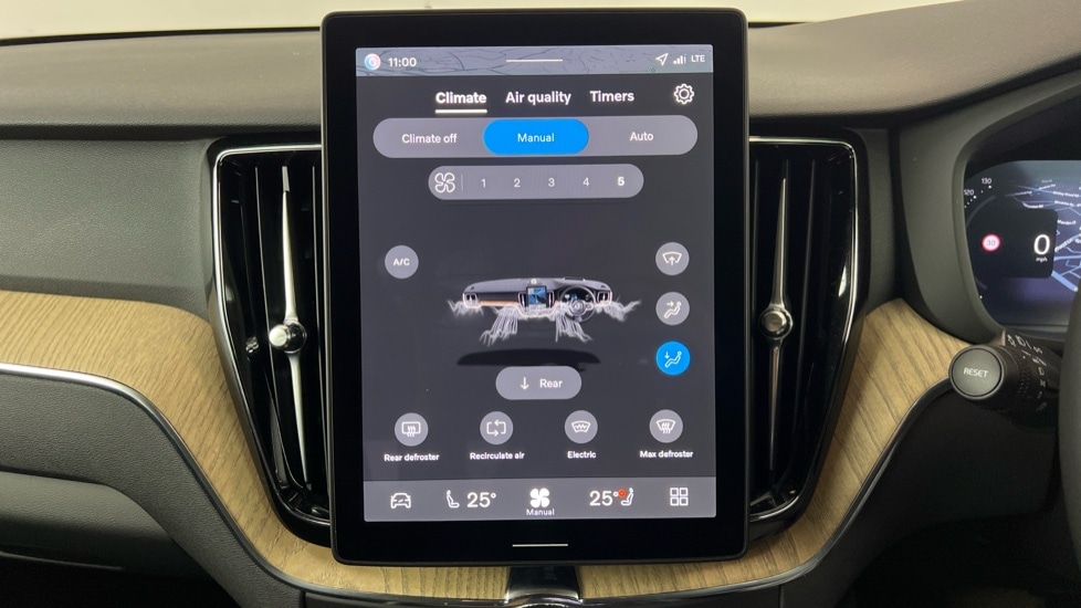 Used Volvo XC60 2025 for sale - 77762767: Photo 53