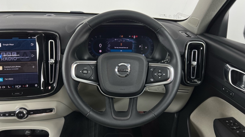 Used Volvo XC40 2022 for sale - 76441934: Photo 10