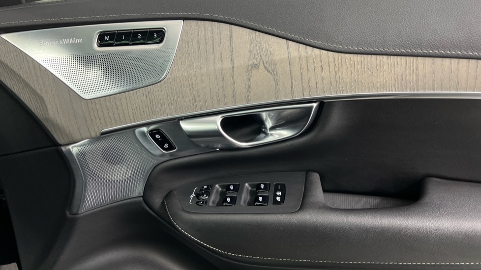 Used Volvo XC90 2023 for sale - 78041962: Photo 28