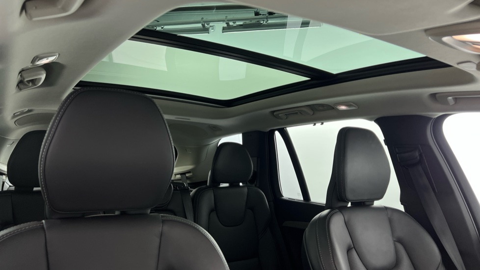 Used Volvo XC90 2023 for sale - 78041962: Photo 30