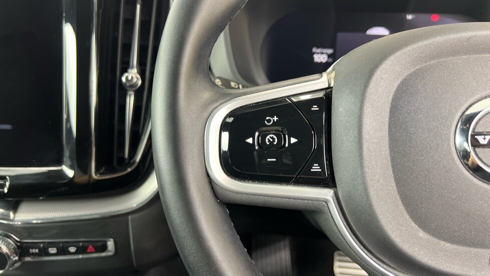 Used Volvo XC60 2021 for sale - 76203845: Photo 19