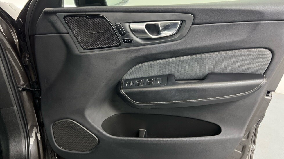 Used Volvo XC60 2021 for sale - 76203845: Photo 27