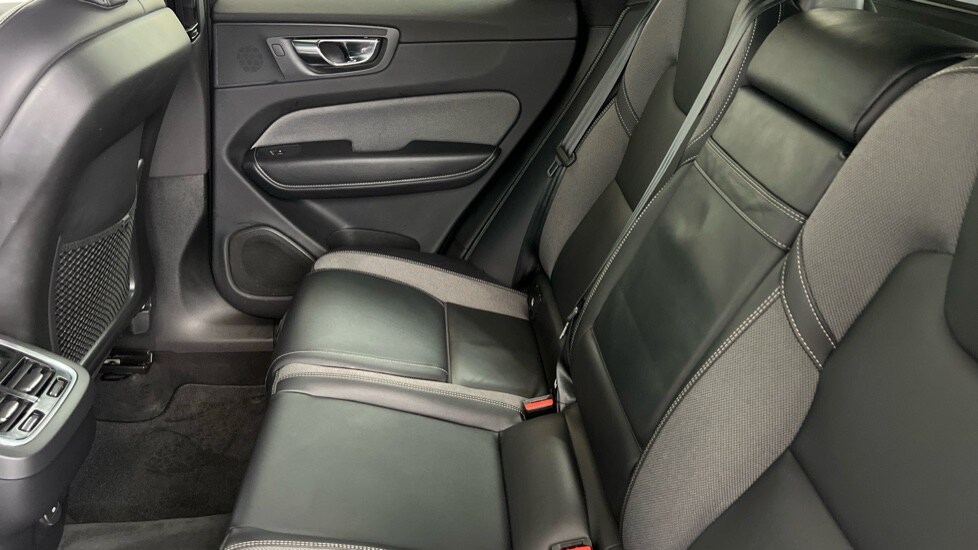 Used Volvo XC60 2021 for sale - 76203845: Photo 31