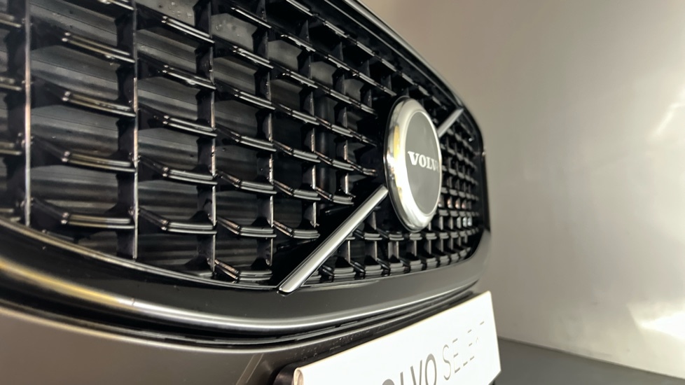 Used Volvo XC60 2021 for sale - 76203845: Photo 38