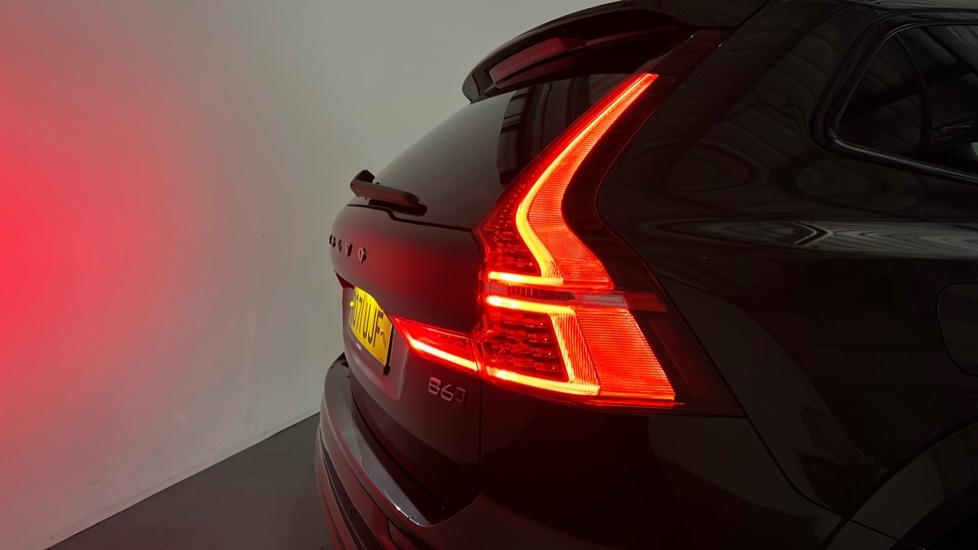 Used Volvo XC60 2021 for sale - 76203845: Photo 41