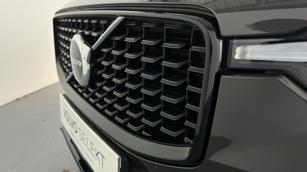 Used Volvo XC60 2021 for sale - 76203845: Photo 48