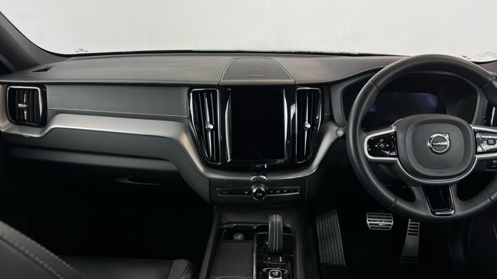 Used Volvo XC60 2021 for sale - 76203845: Photo 5