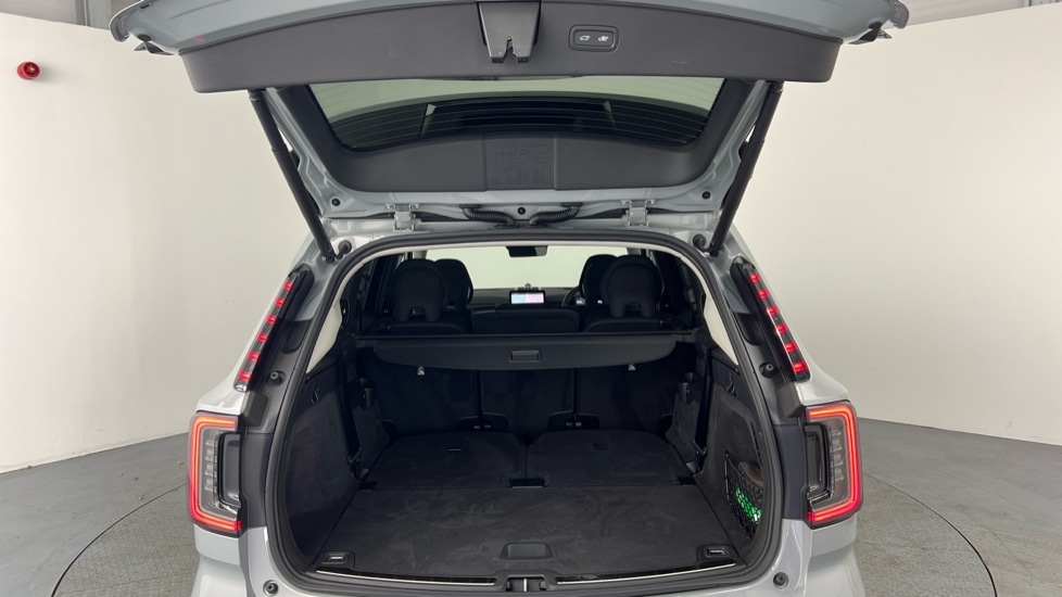 Used Volvo EX90 2025 for sale - 76526532: Photo 13