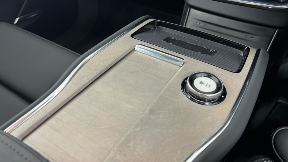 Used Volvo EX90 2025 for sale - 76526532: Photo 24