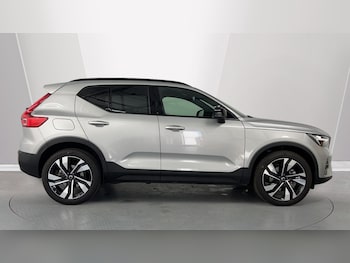 Used Volvo XC40 2025 for sale - 75894776: Photo
