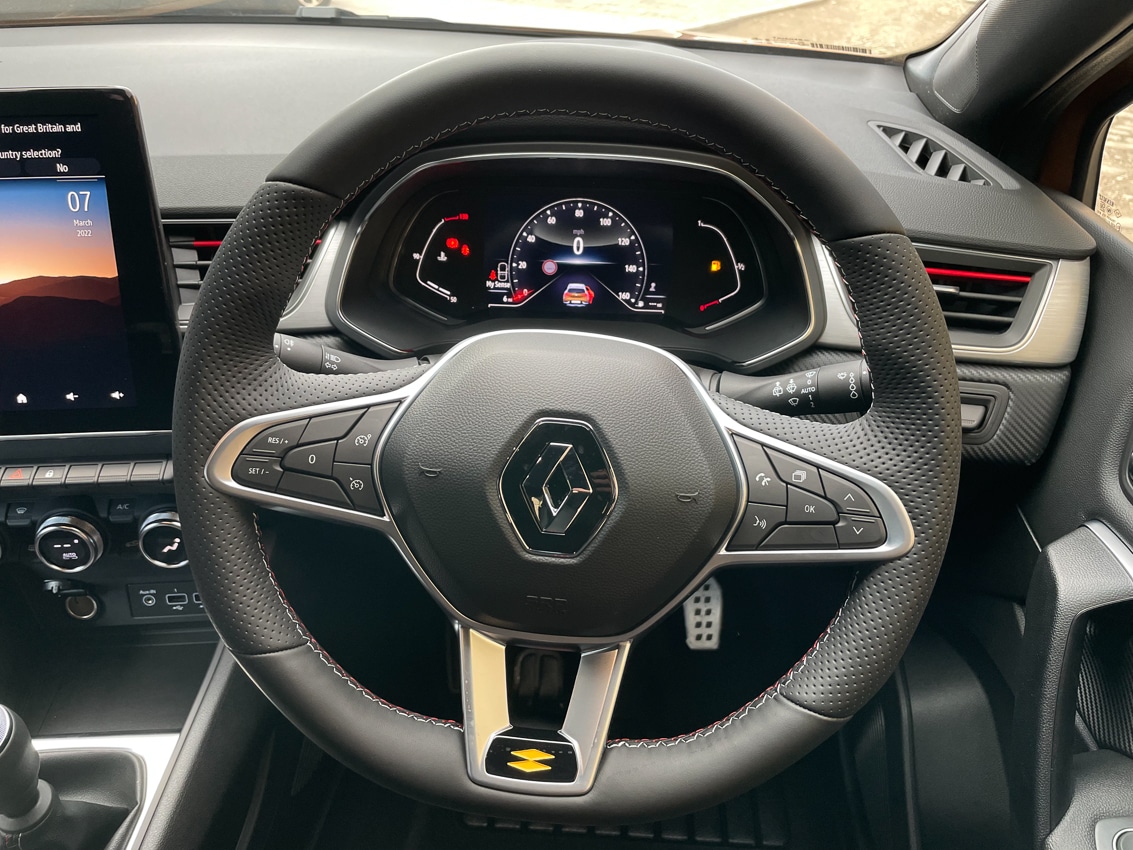 Used Renault Captur for sale - 76868335: Photo 12