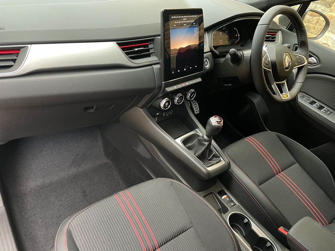 Used Renault Captur for sale - 76868335: Photo 3