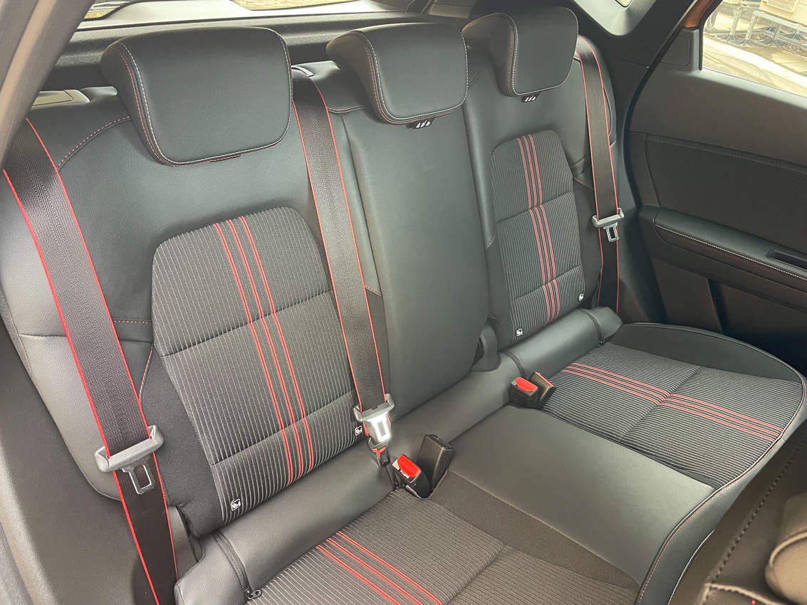 Used Renault Captur for sale - 76868335: Photo 7