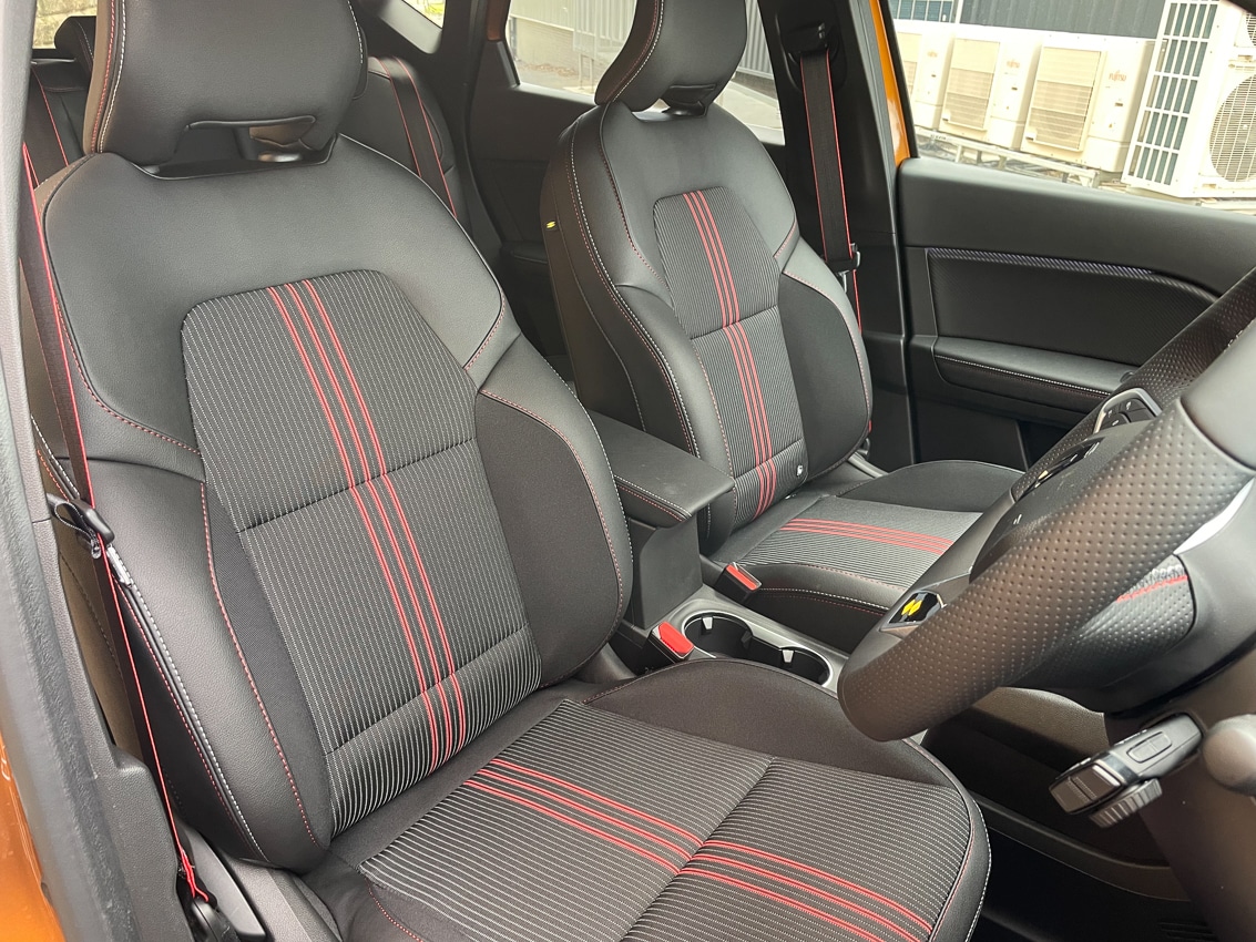 Used Renault Captur for sale - 76868335: Photo 9