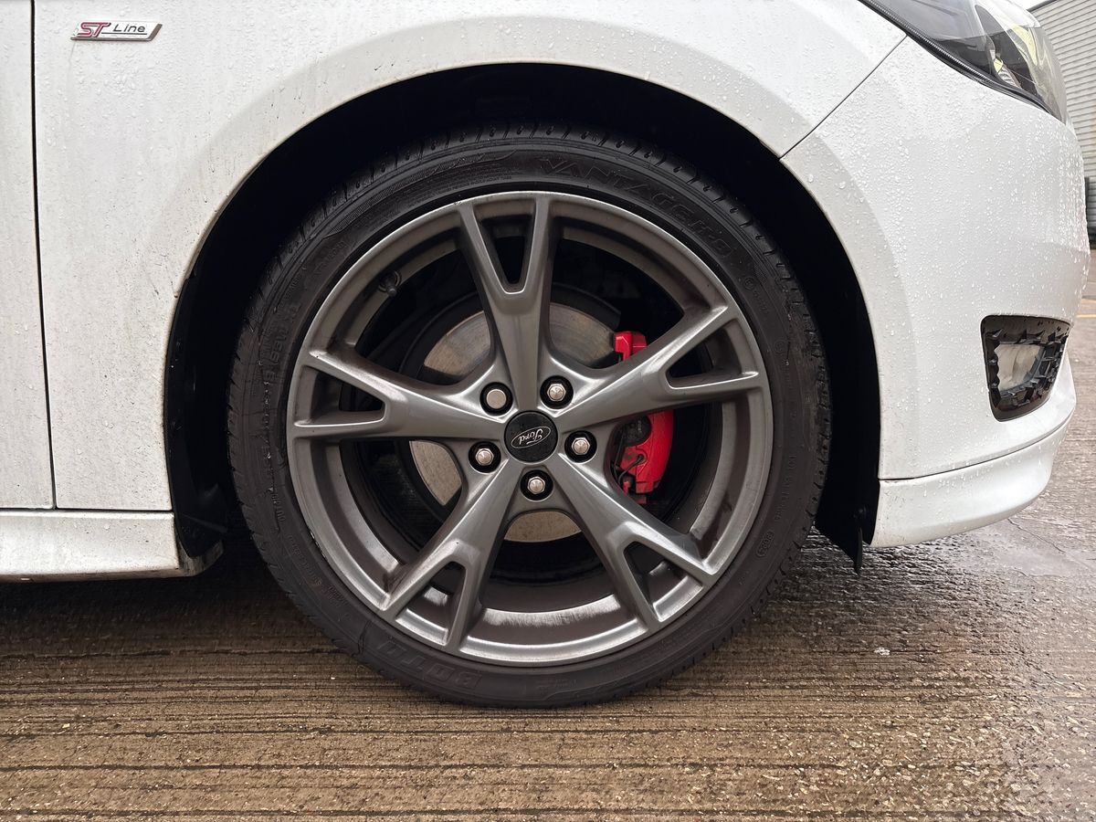 Used Ford Focus 2018 for sale - 77903242: Photo 9