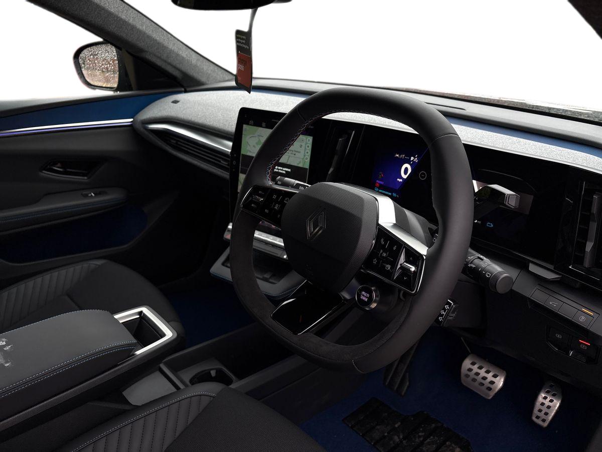 Used Renault Scenic E-Tech 2025 for sale - 77526050: Photo 10